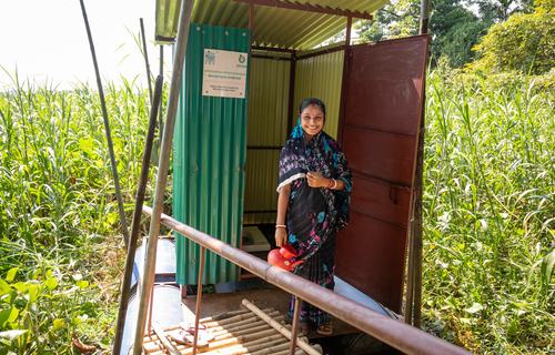 Floating toilets, Bangladesh
