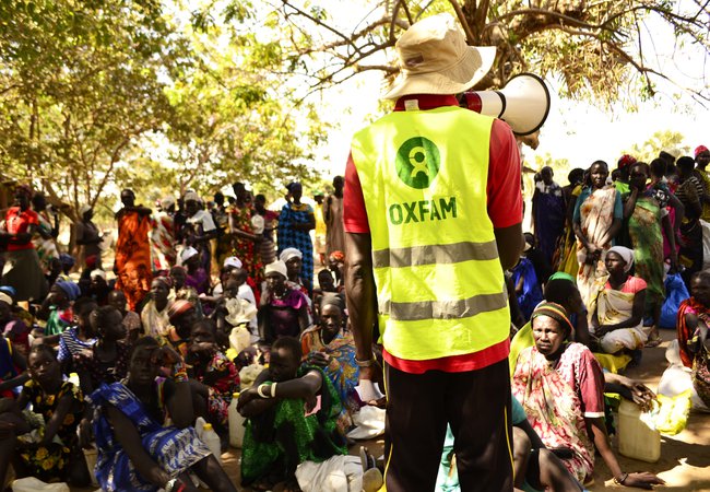 Food distribution in Nyal