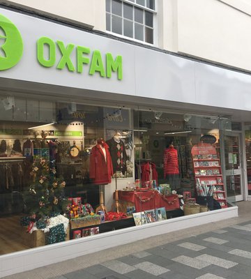 How to donate items to Oxfam shops | Oxfam GB