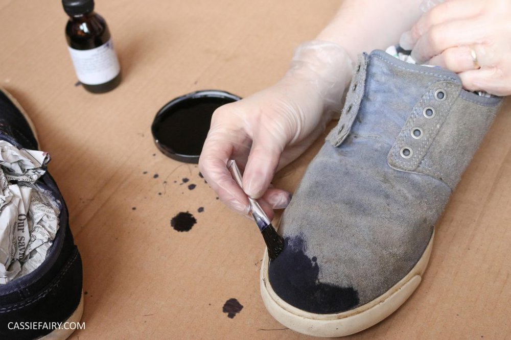 How to dye suede shoes