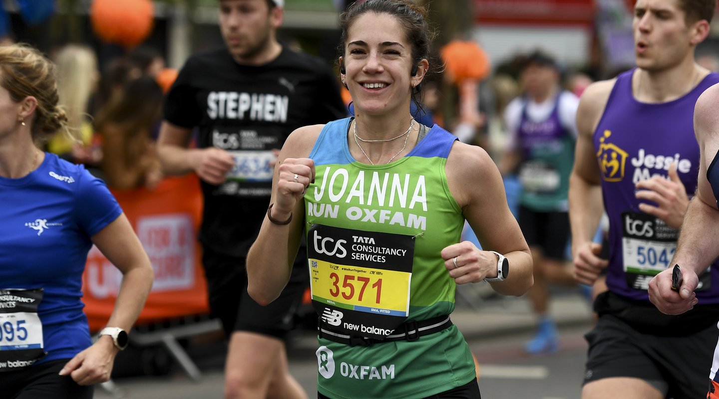 Smilling Oxfam Runner at the London Marathon