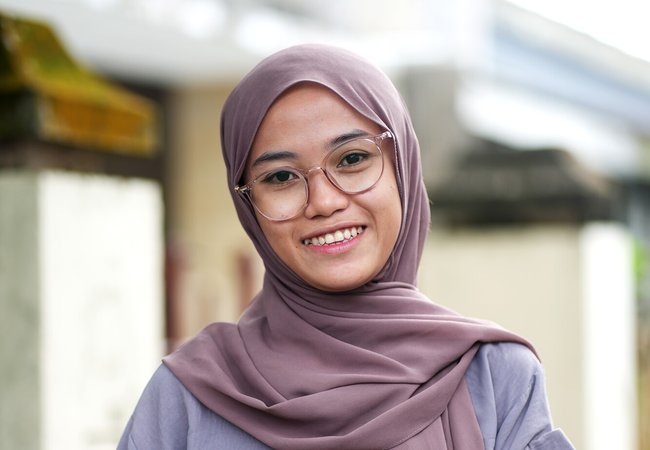 Izmi is an Anticipatory Action staff member at Oxfam local partner Konsepsi Mataram, Indonesia.