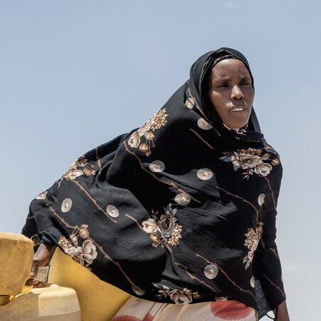 Seinab is helped by a Cash Transfer Programme and distribution in Badana, Kenya.